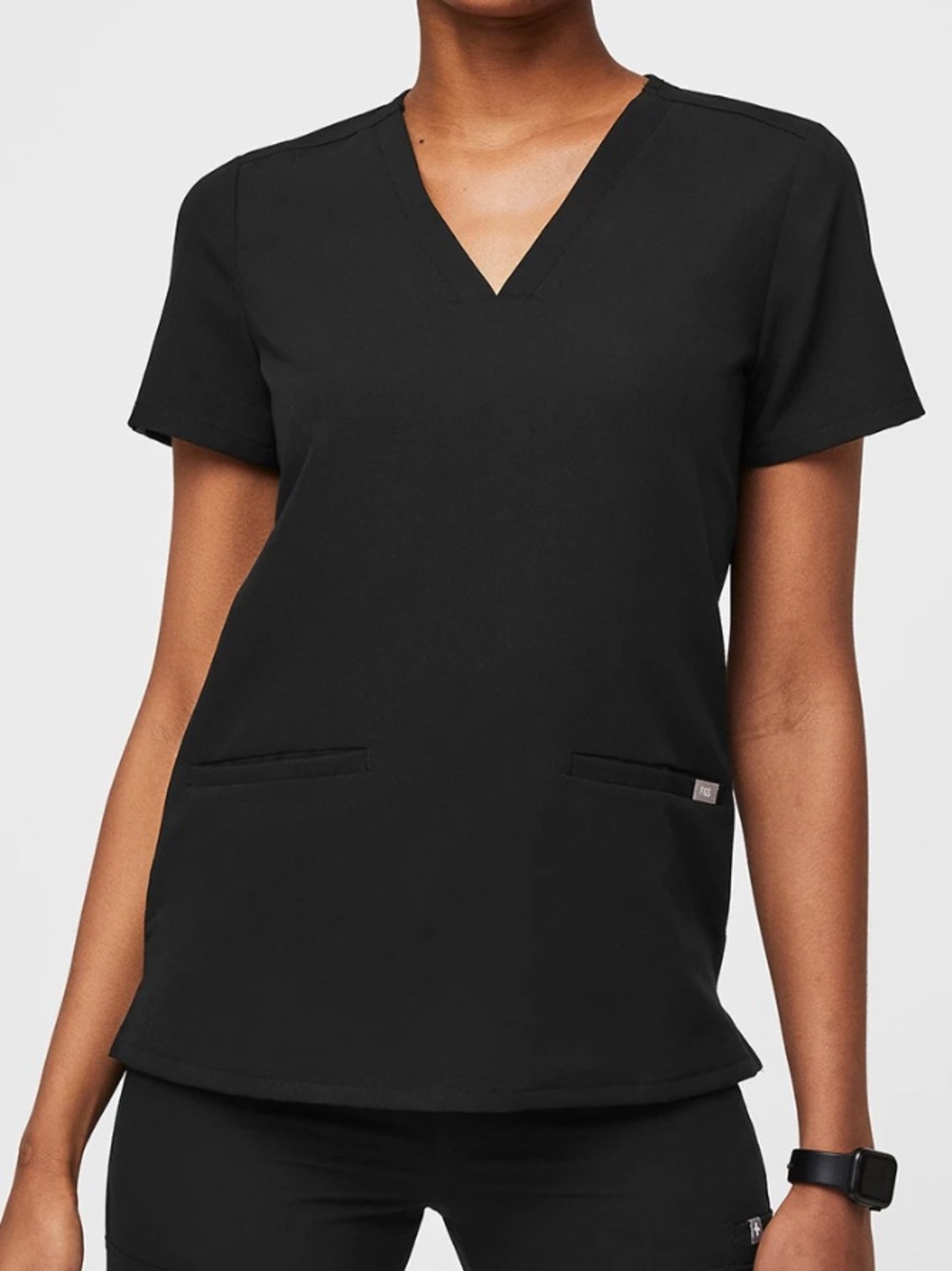 FIGS Casma Scrub Top in Black